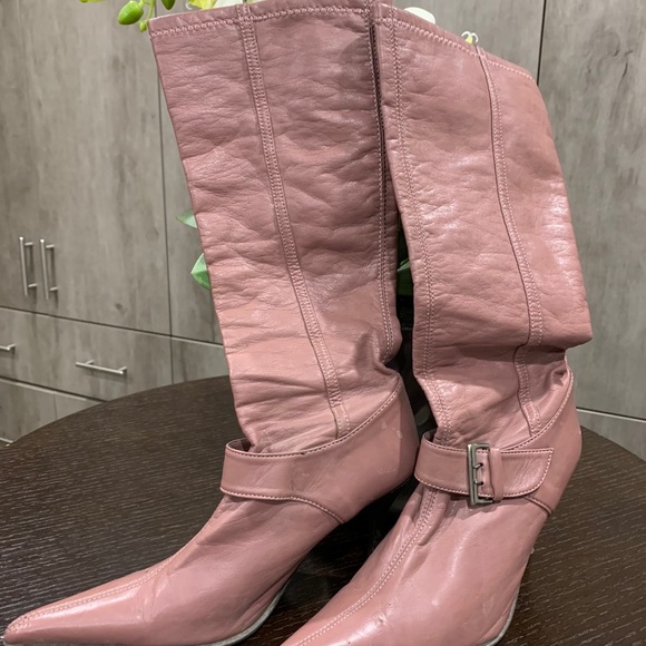 Leather boots 👢 - Picture 4 of 4